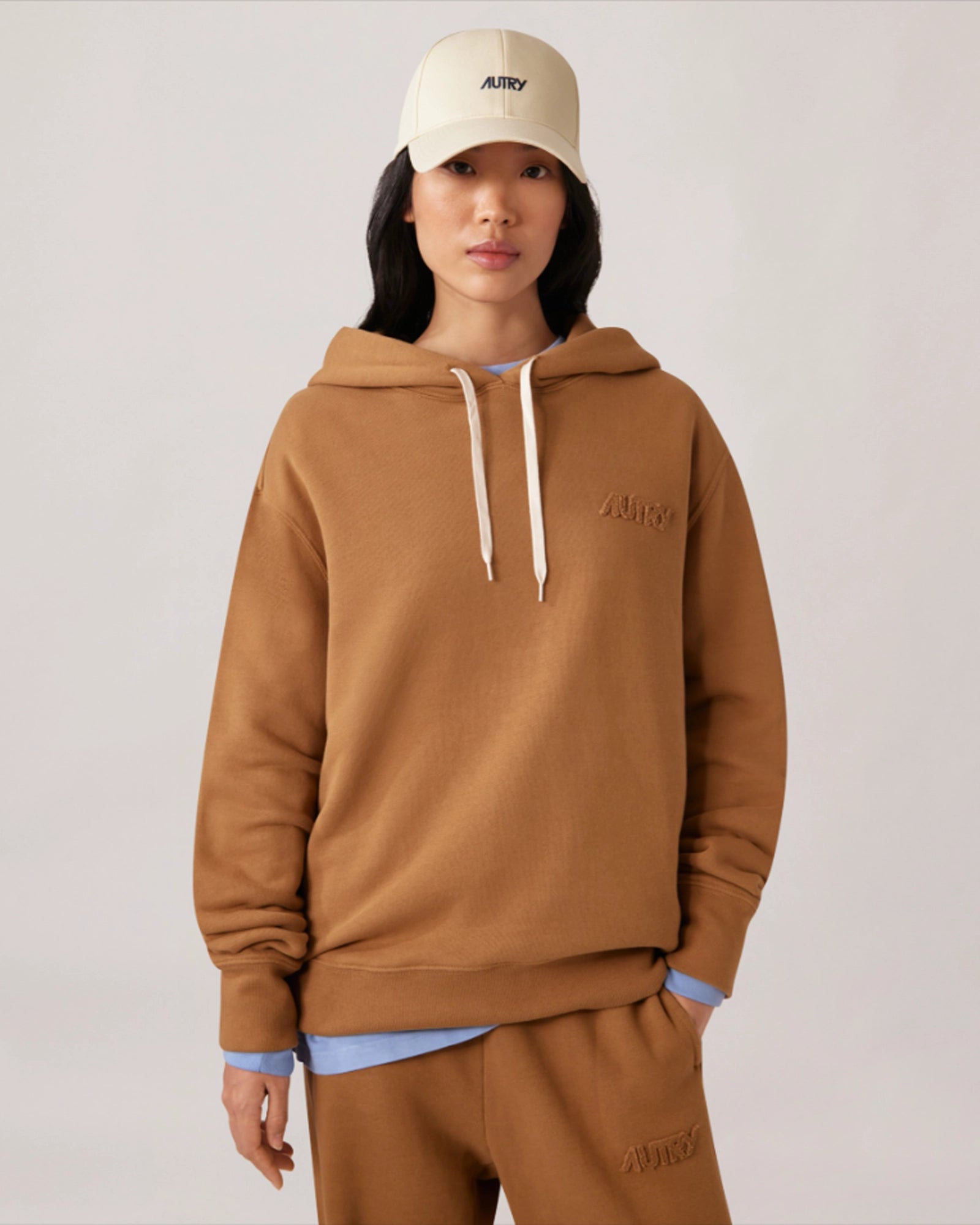 Autry-FELPA-DONNA-CAPPUCCIO-LOGO-IN-TONO-DONNA-HOPW-M1HN-2