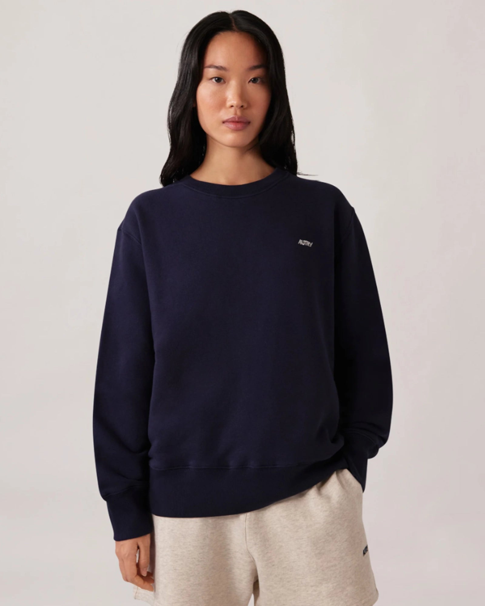 Autry-FELPA-GIROCOLLO-LOGO-AUTRY-RICAMATO-DONNA-SWPW-A1JB-BLU-NAVY-2