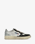Autry-Sneakers-AVLMSV11-MEDALIST-LOW-SUPER-VINTAGE-PELLE-BIANCA-NERA-ARGENTO