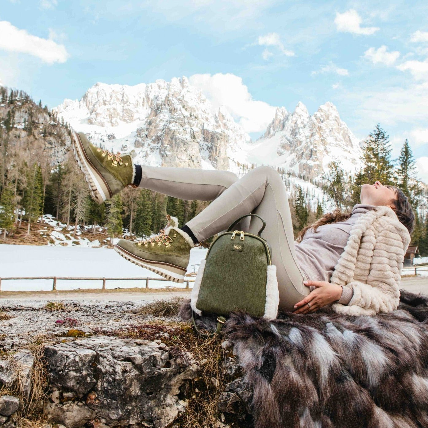 Nis-2415466-8-Erika-pelle-cavallino-verde-6