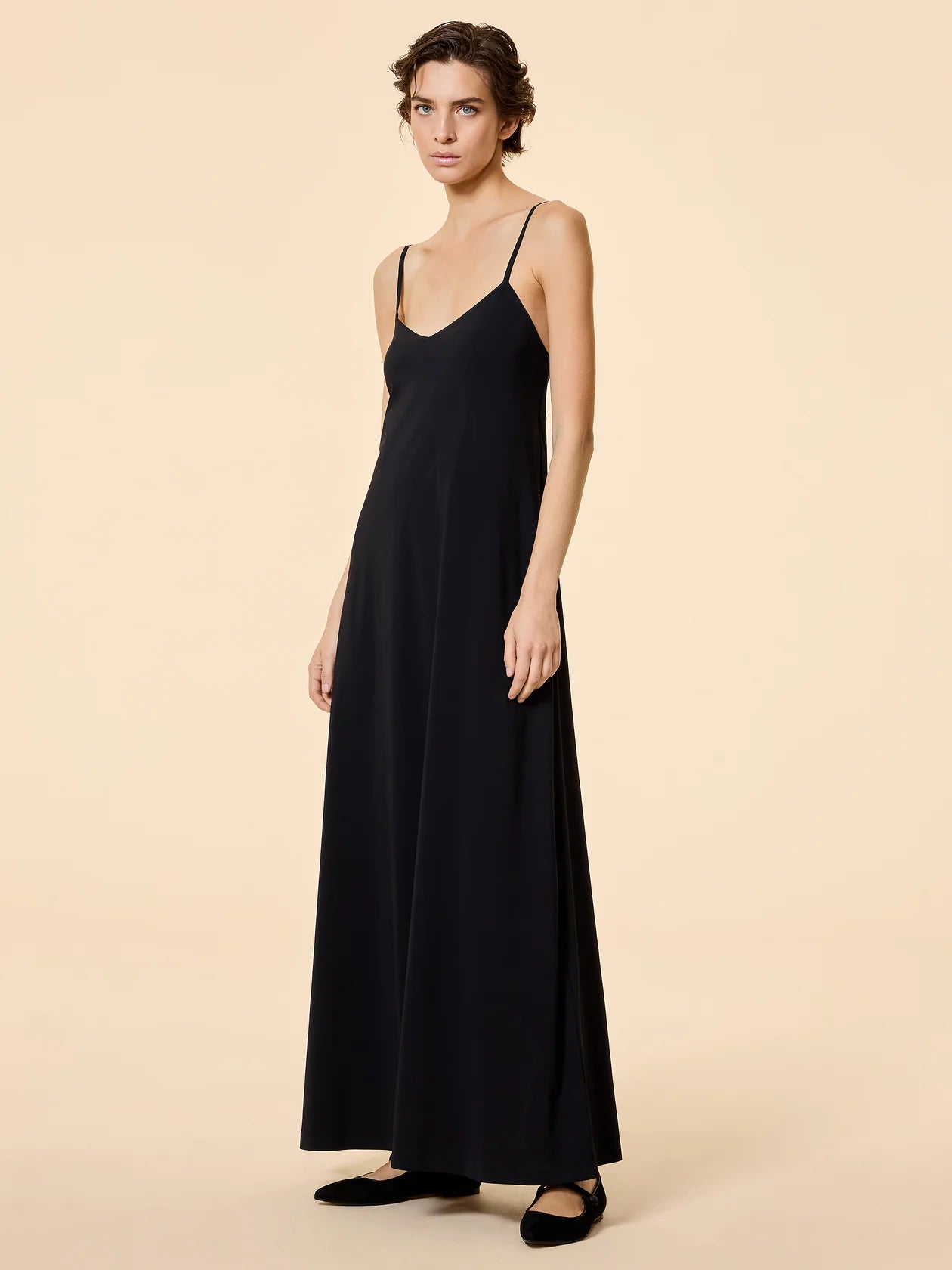 RRD_Surflex_Light_Long_Wom_Dress_Black_26815_010_02