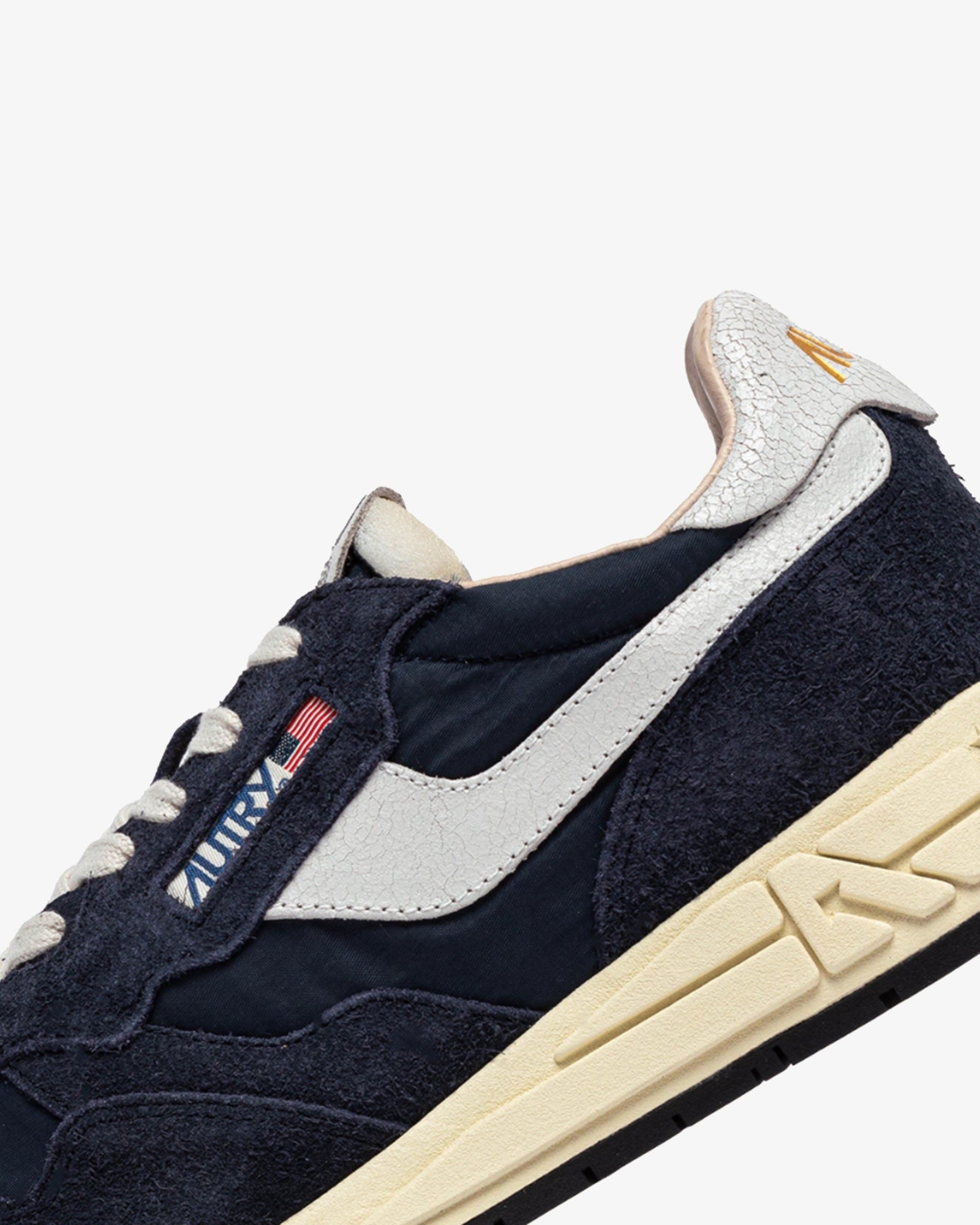 Autry-Sneakers-EELWIND-LOW-IN-NYLON-E-SUEDE-BLUE-SPACE-E-BIANCO-WWLM-NC30-6