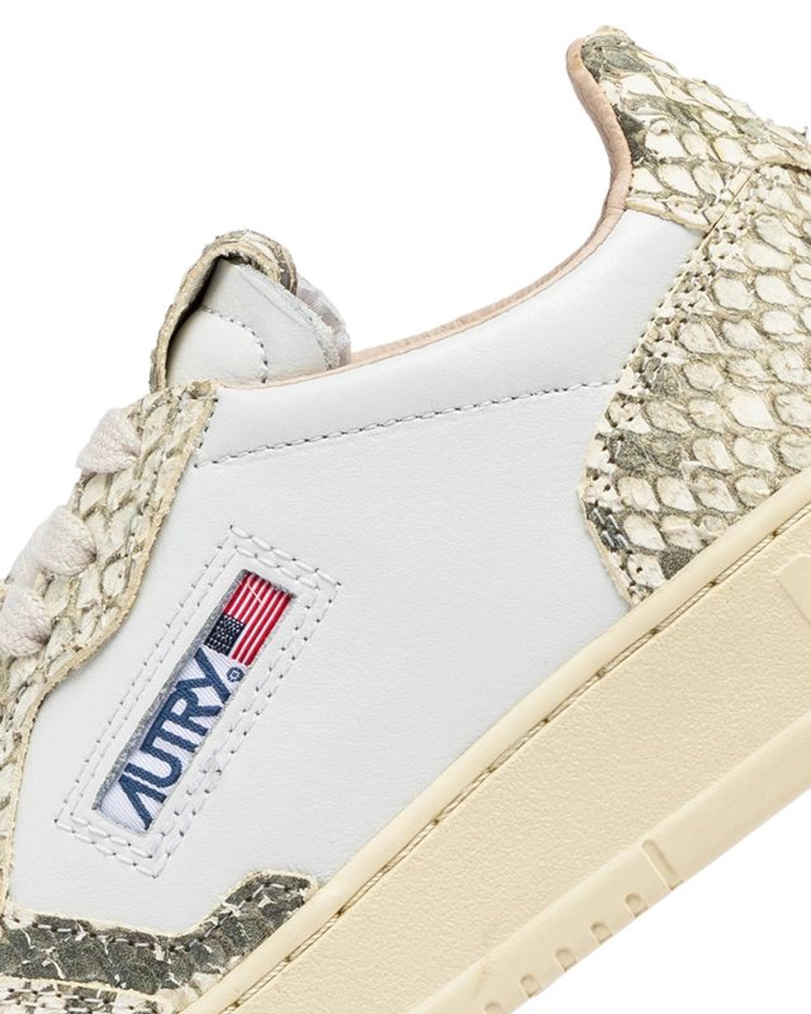 Autry-Sneakers-MEDALIST-LOW-IN-PELLE-BIANCA-STAMPA-SNAKE-DIAMOND-6