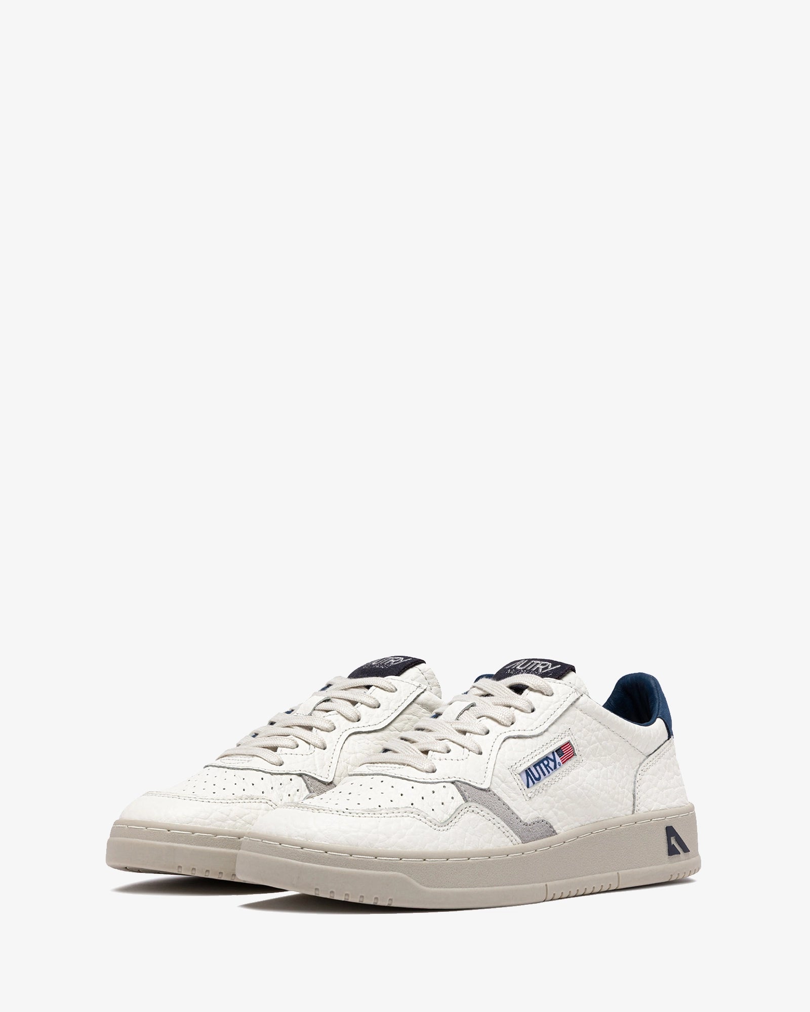 Autry-Sneakers-Medalist-Low-IN-PELLE-ENSIGN-BLUE-E-PEROSCOPE-AULM-NE12-2