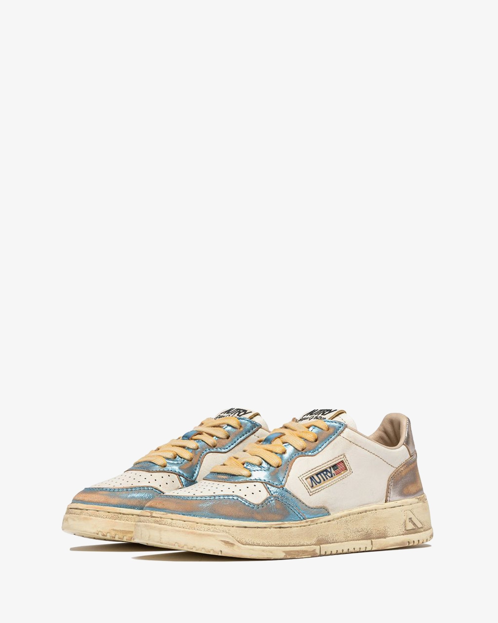 Autry-Sneakers-Medalist-Low-SUPER-VINTAGE-IN-PELLE-ARGENTO-E-BLUE-AVLW-MT12-2