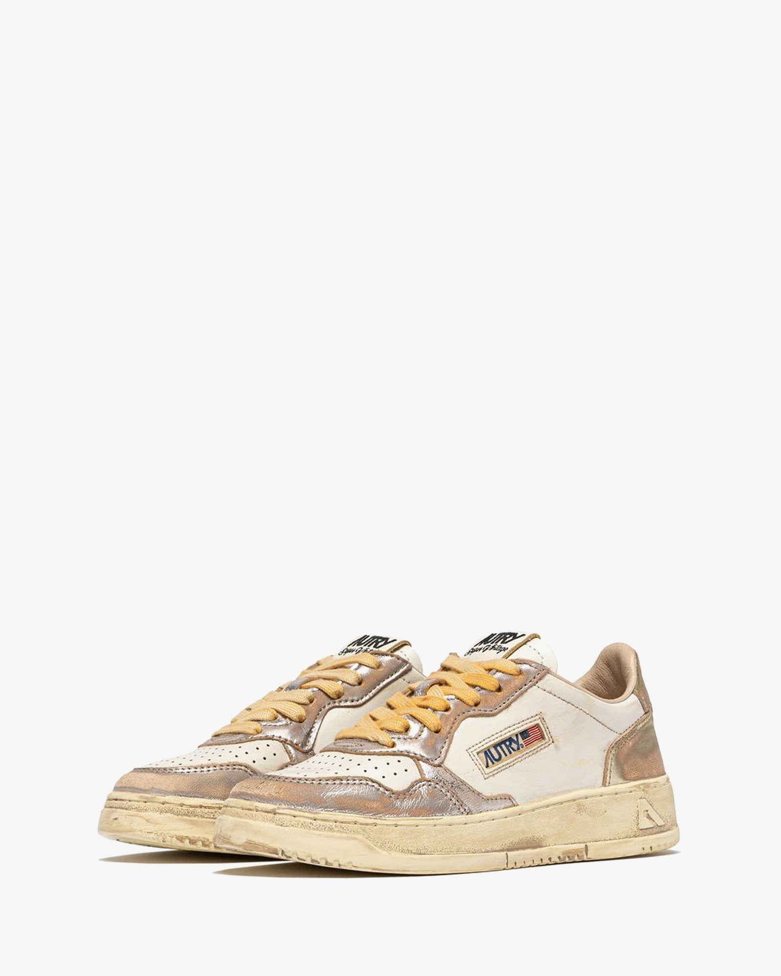 Autry-Sneakers-Medalist-Low-SUPER-VINTAGE-IN-PELLE-PLATINO-e-ARGENTO-AVLW-MT10.2