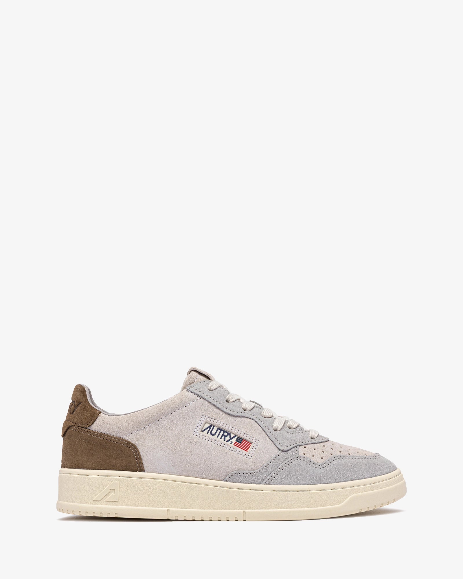 Autry-Sneakers-Medalist-Low-TRICOLOR-SUEDE-BIANCO-CIGAR-VAPOR-AULM_TS27-1