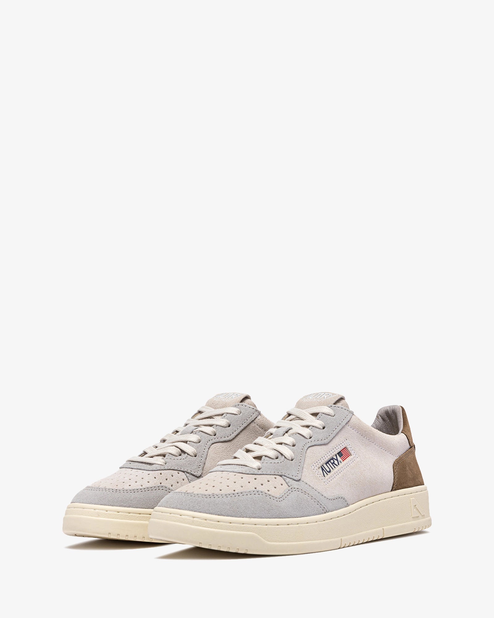Autry-Sneakers-Medalist-Low-TRICOLOR-SUEDE-BIANCO-CIGAR-VAPOR-AULM_TS27-3