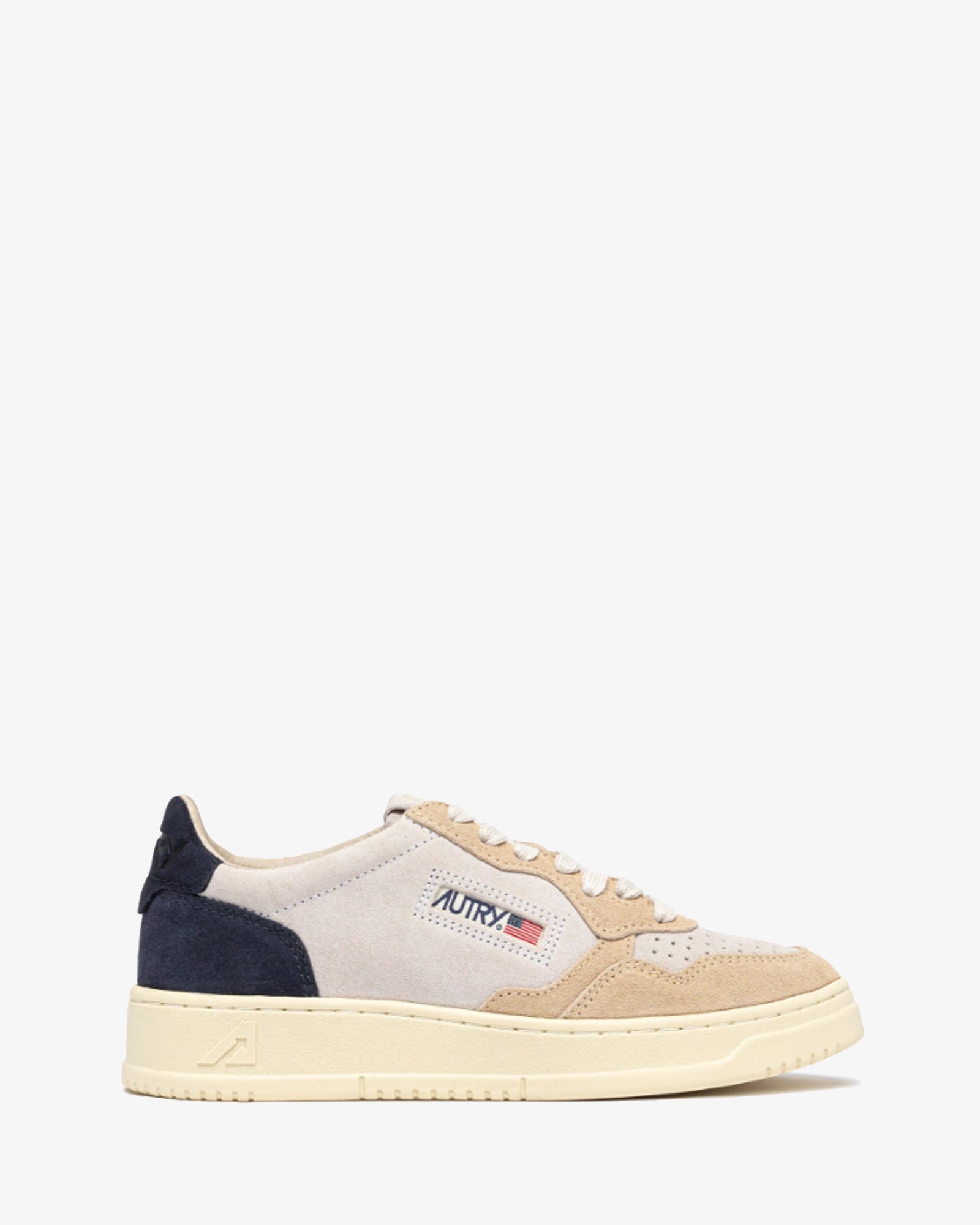 Autry-Sneakers-Medalist-Low-TRICOLOR-SUEDE-BIANCO-SAND-BLUE-AULM-TS29-1