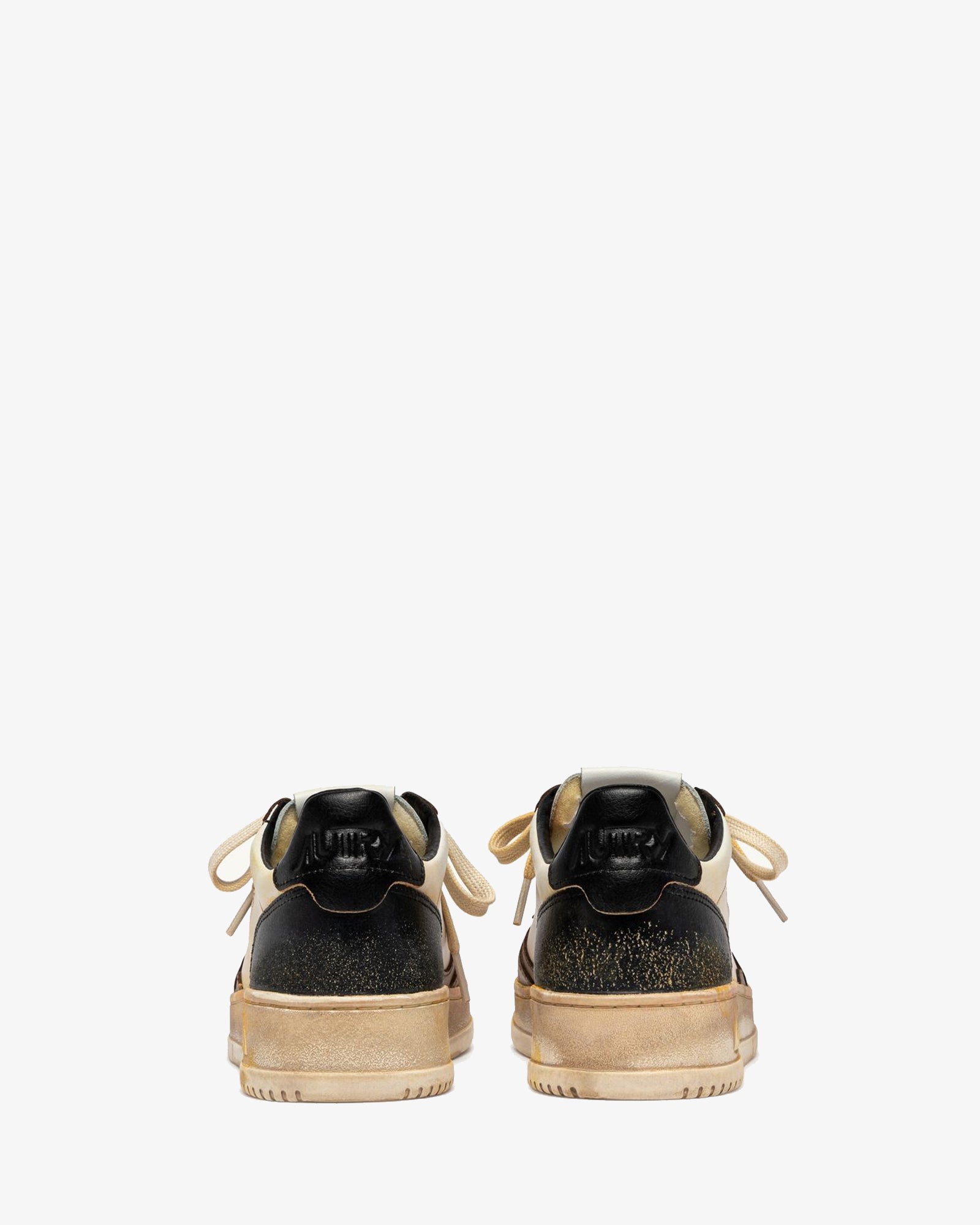 Autry Sneakers Medalist Low Super Vintage Pelle Bianca Nera E Malt Mall