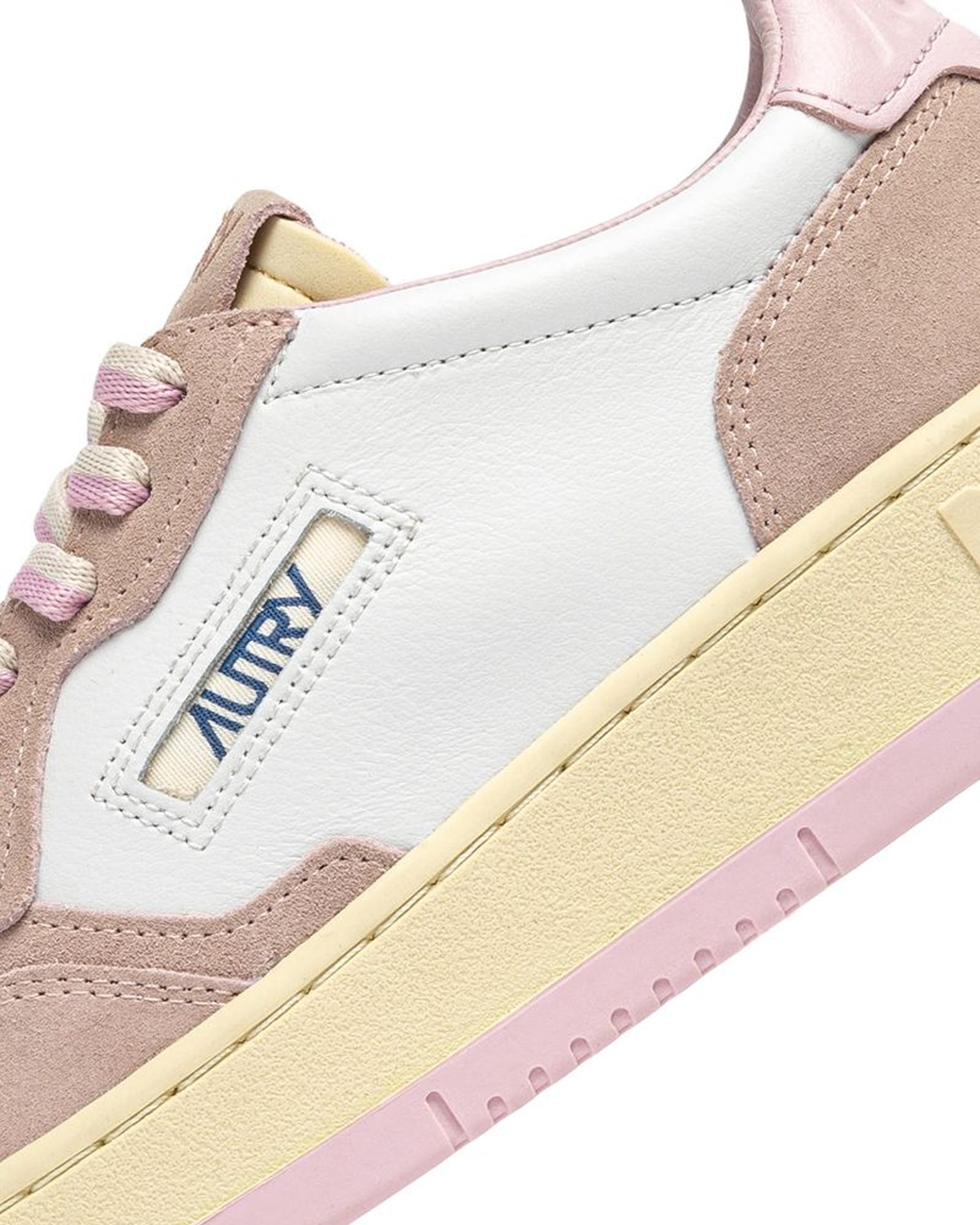 Autry-Sneakers-medalist-low-in-pelle-e-suede-lilac-bianco-e-phard-AULW-BW01-6