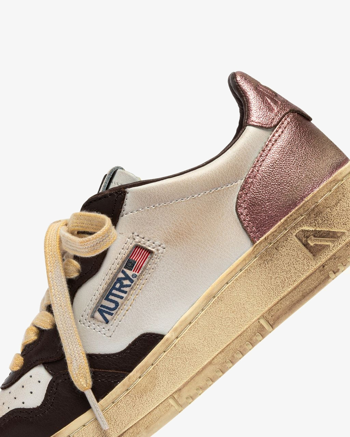 Autry Sneakers Medalist Low Super Vintage Peony E Hot Fudge