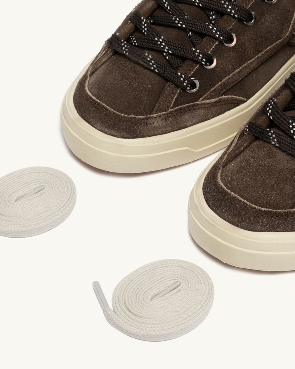Autry Sneakers Windscape Low In Suede Mustang