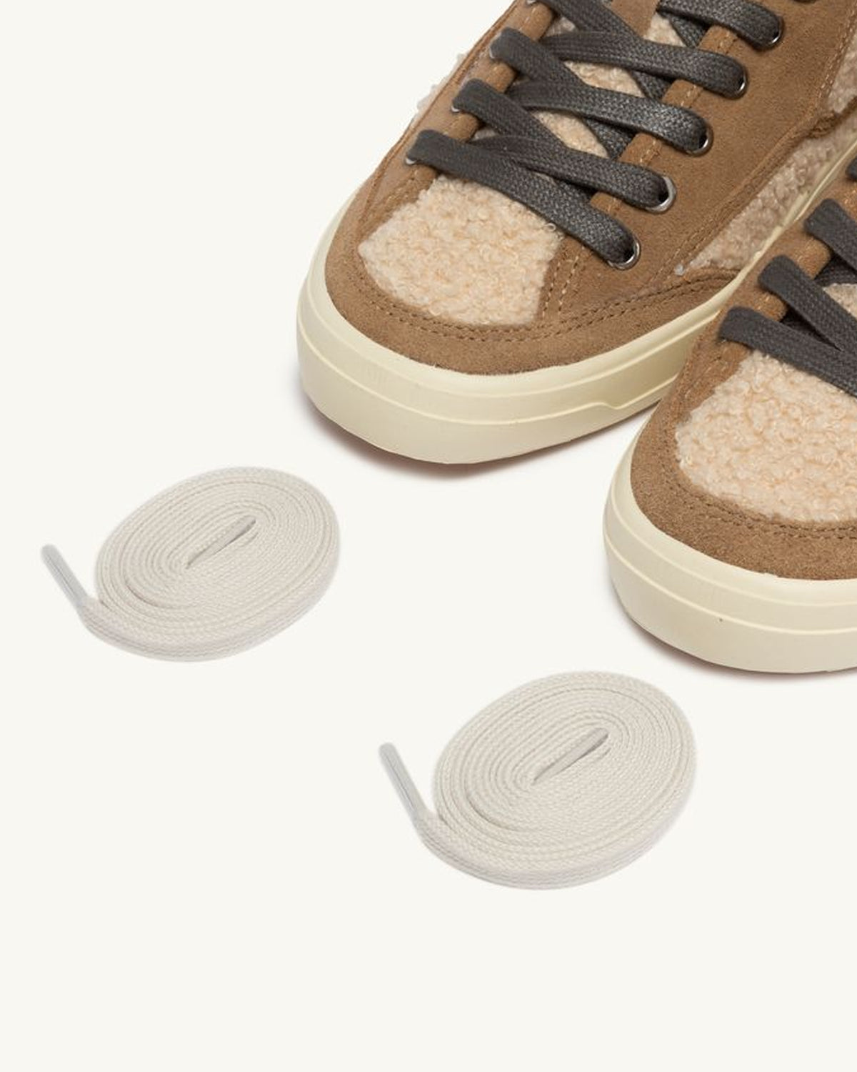 Autry Sneakers Windscape Low In Bouclé Natural E CIgar