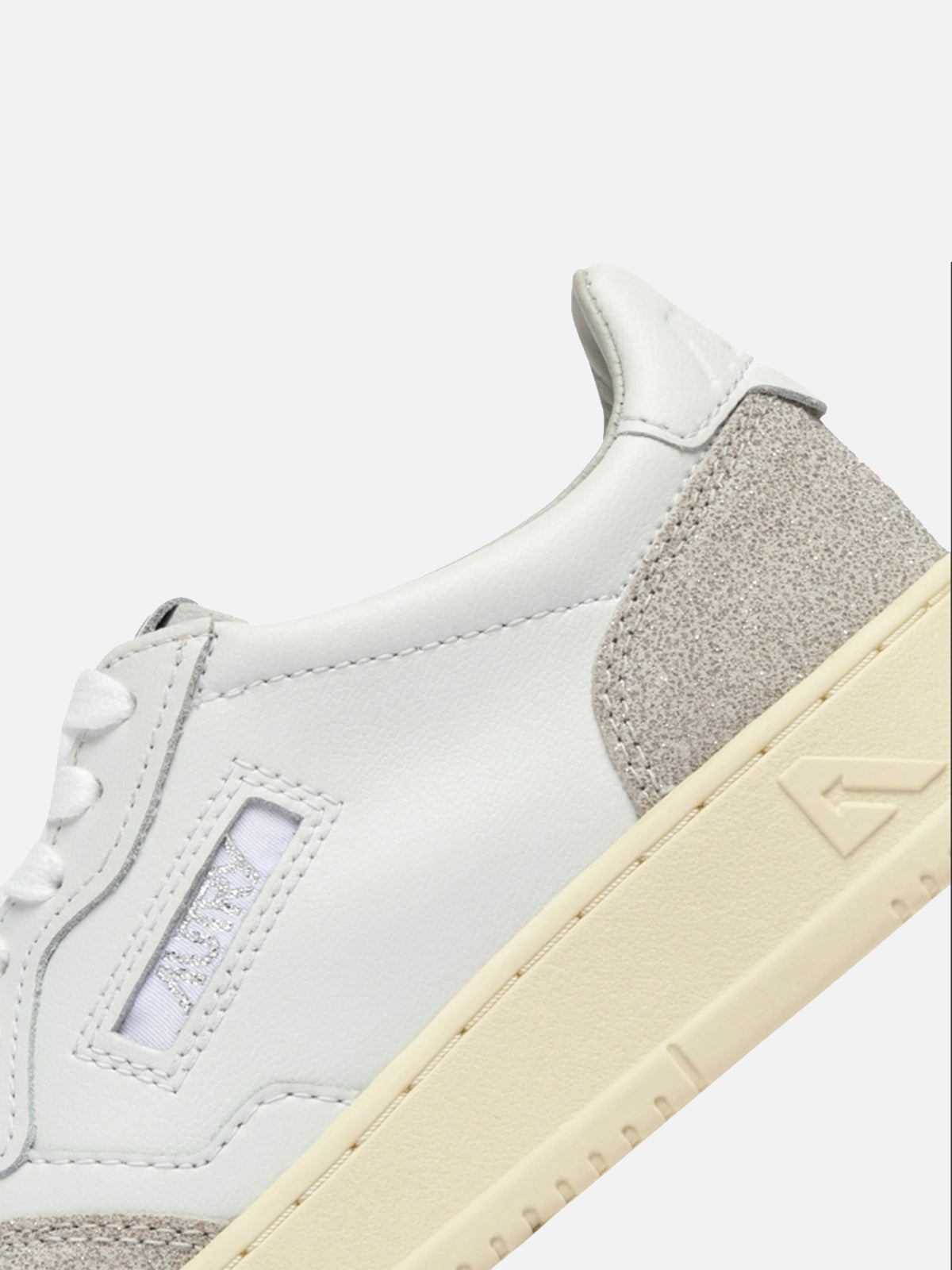 Autry Sneakers Medalist Low In Pelle Bianca E Strass Grigio