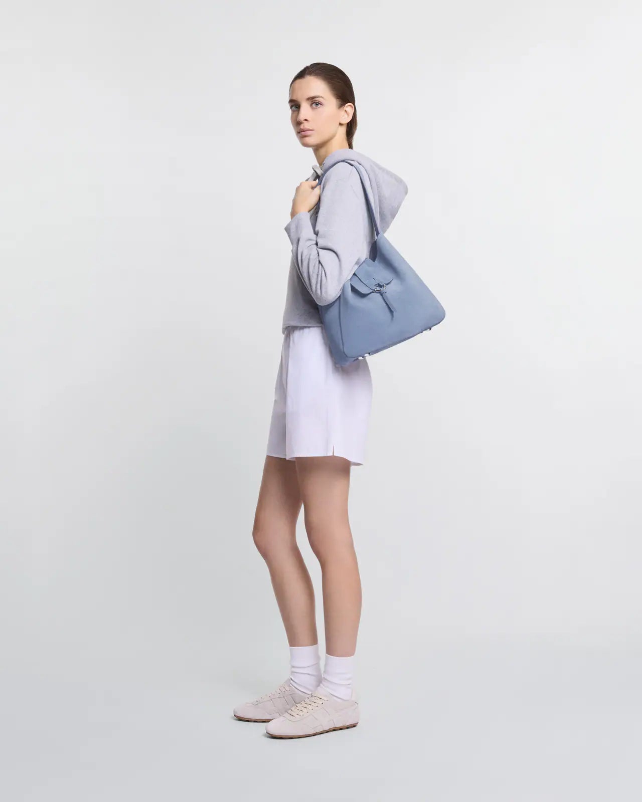 Borsa-Hobo-Hogan-Trend-scamosciata-azzurra-KBW01XS0200V0WU213-02