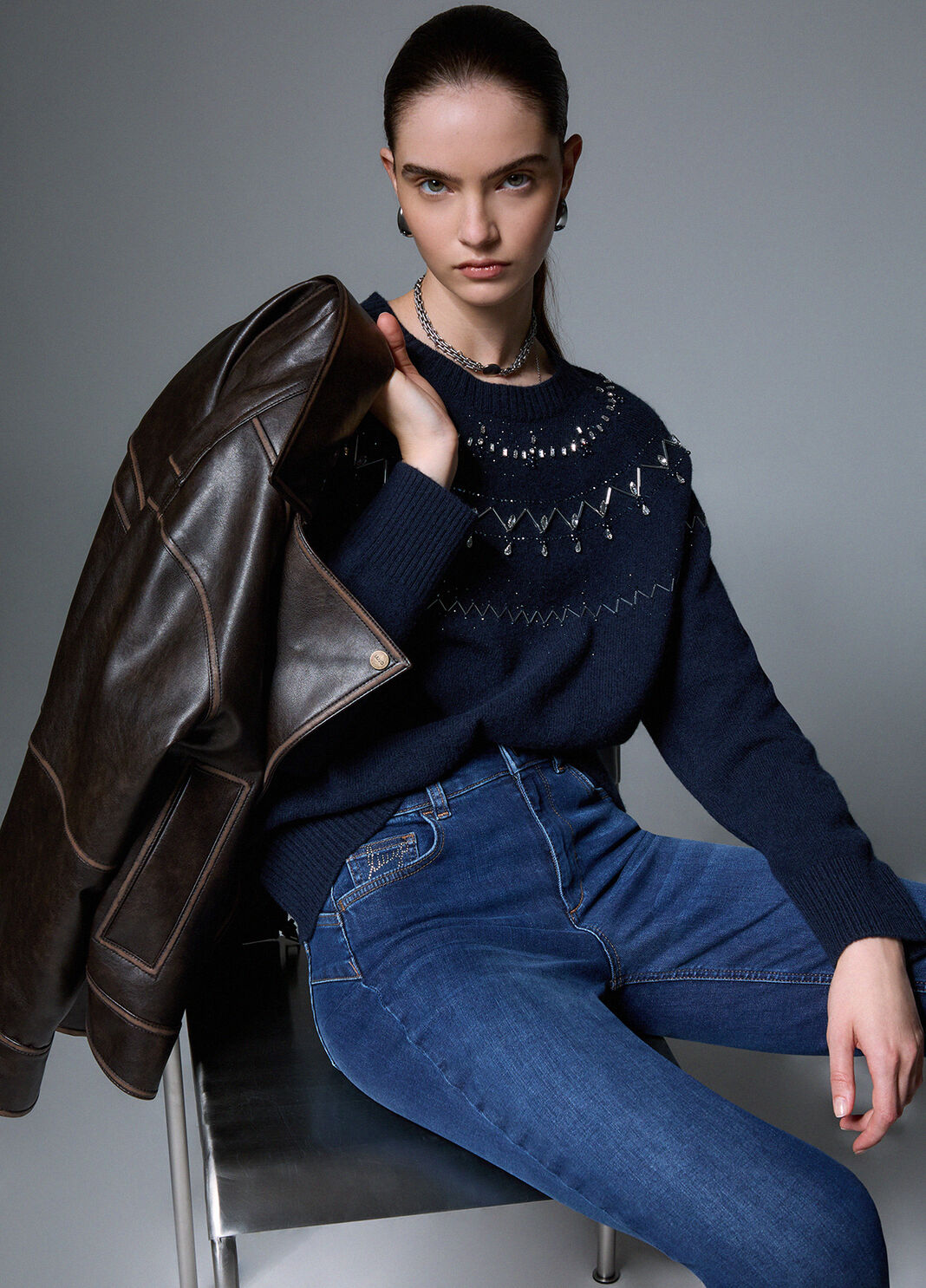 Liu Jo Maglia In Lana Con Ricami Gioiello Blu Scuro
