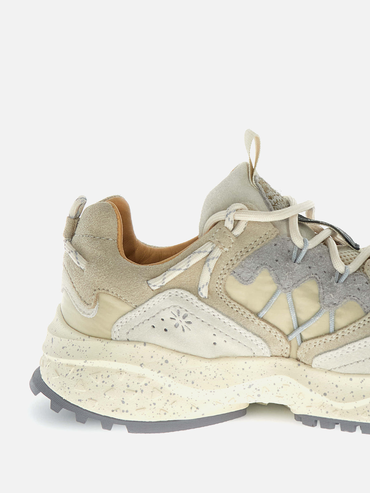 Flower Mountain Sneakers Yamabushi Uni 2D98 Cow Suede Taupe Beige
