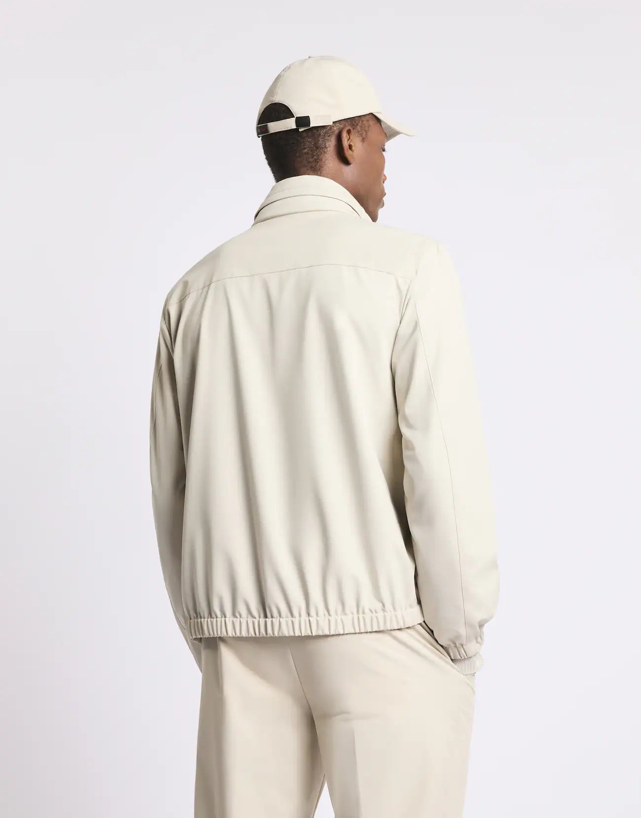 Bomber_Corto_Travel_in_Nylon_Stretch_NAM1252047SVUWC205-35