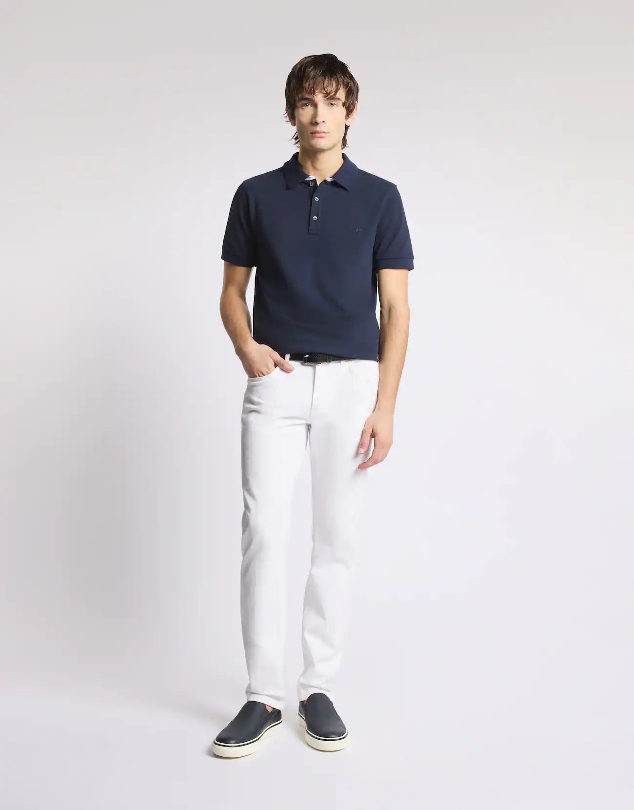 NPMB252135STDWU806-32