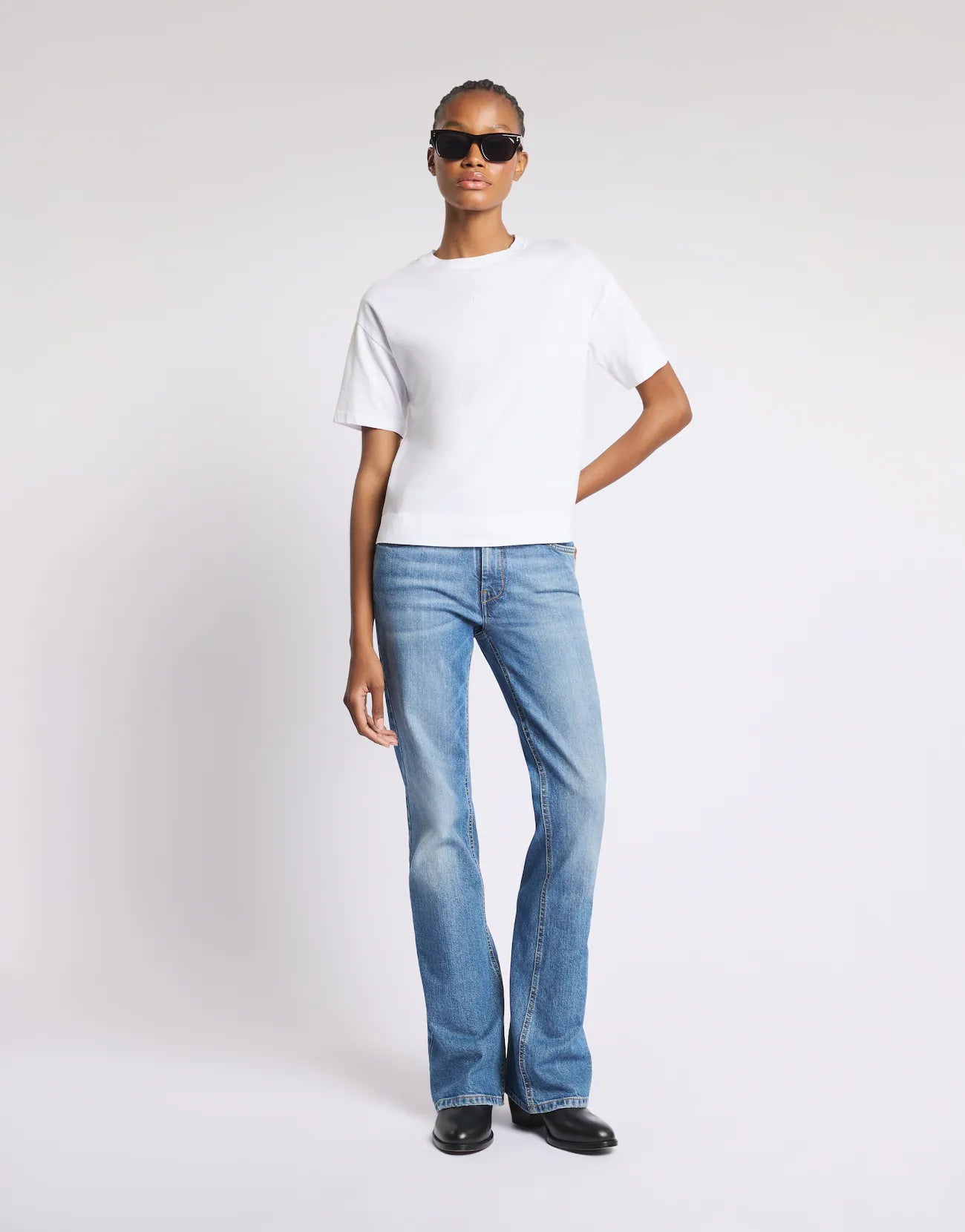 NPWB2526610ZEMB001-32