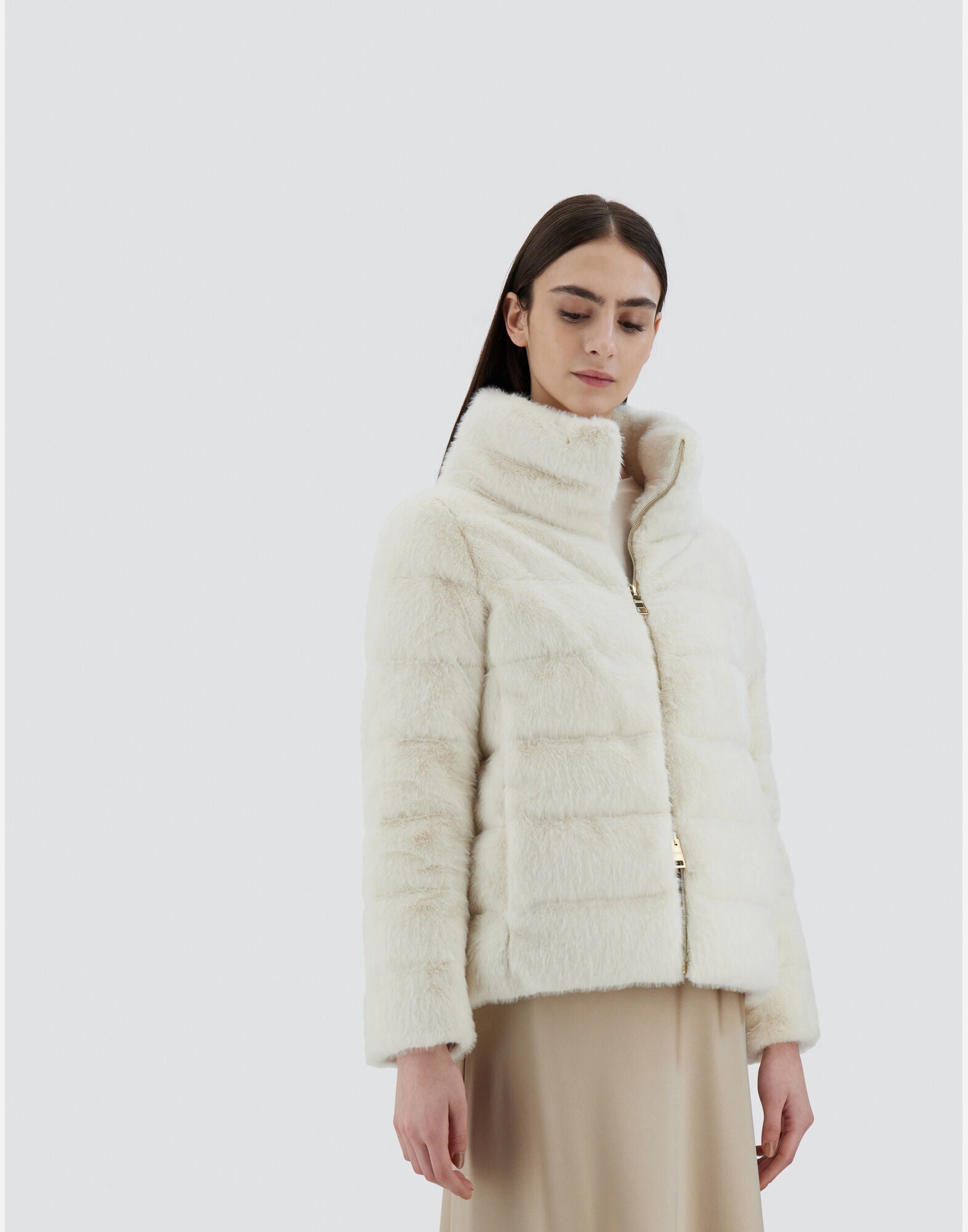 Herno New Lady Fur Cape White