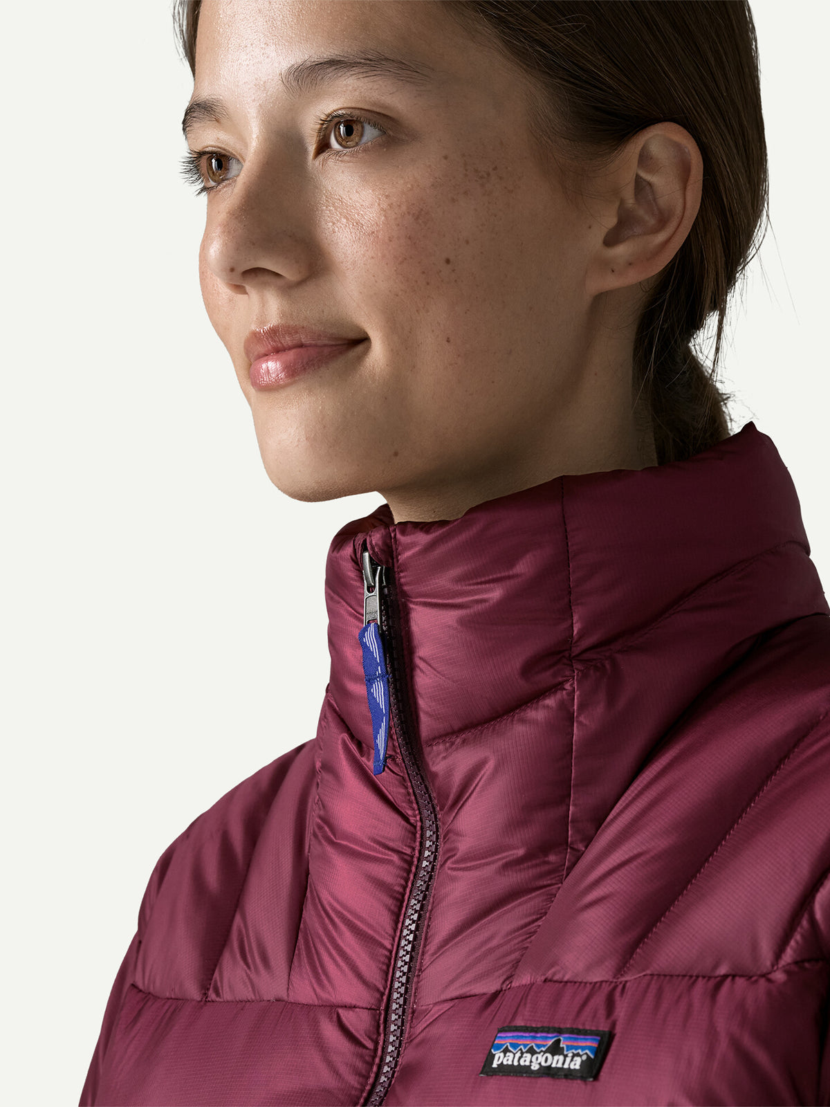 Patagonia Women's Fitz Roy Down Berry Fig