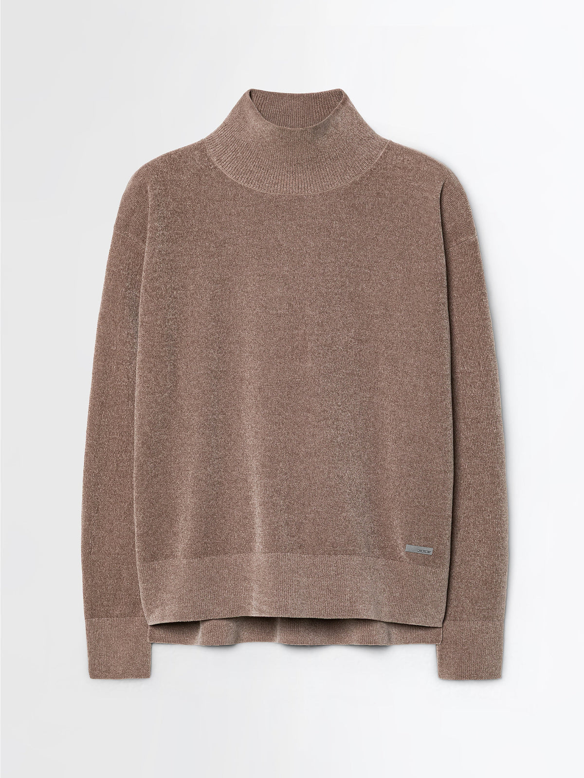 RRD-velvet-vent-turtleneck-wom-knit-W26631_087_SANDAL