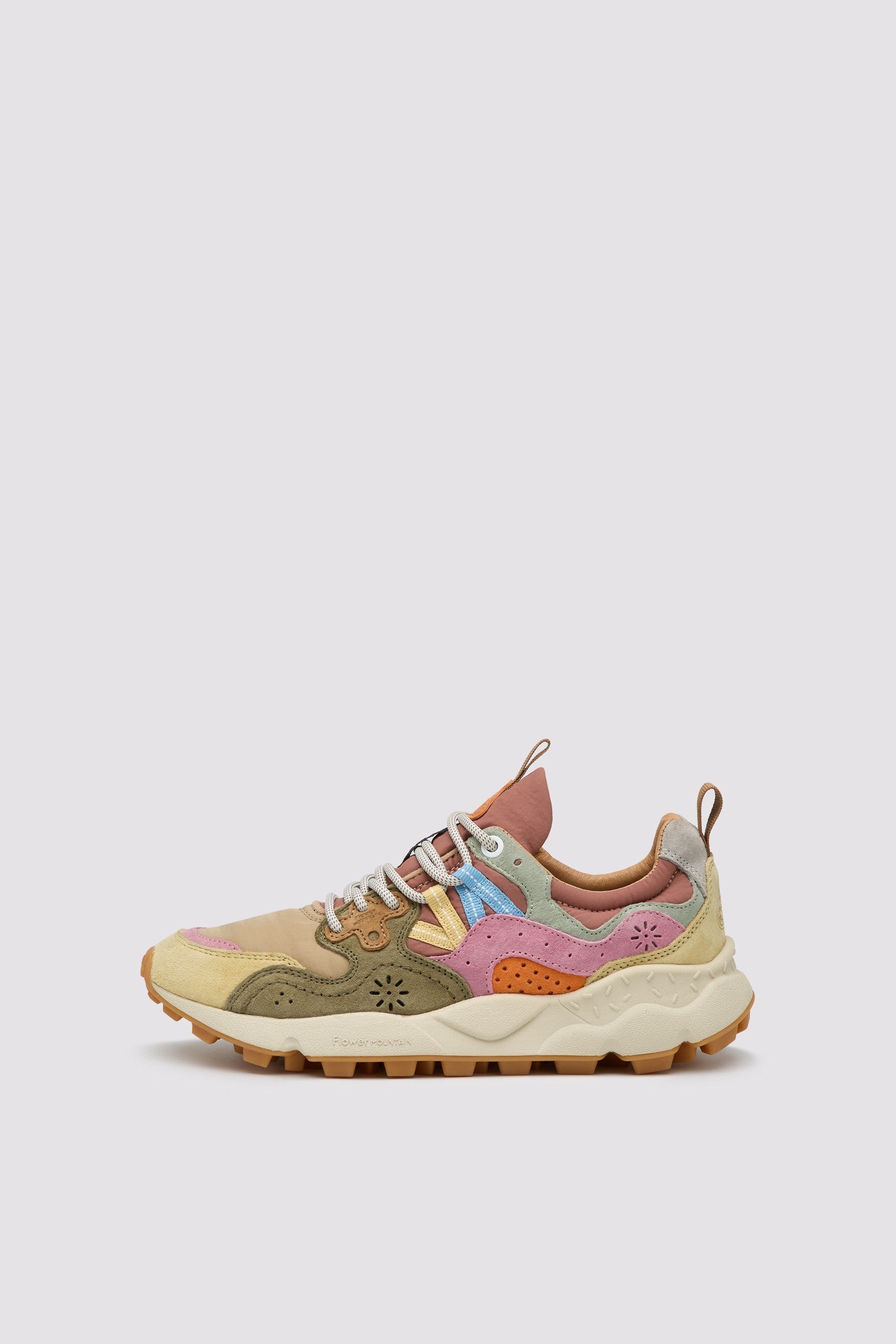 flower-mountain-2017817011e93-Sneakers-suede-tessutotecnico-Beige-Rosa-1