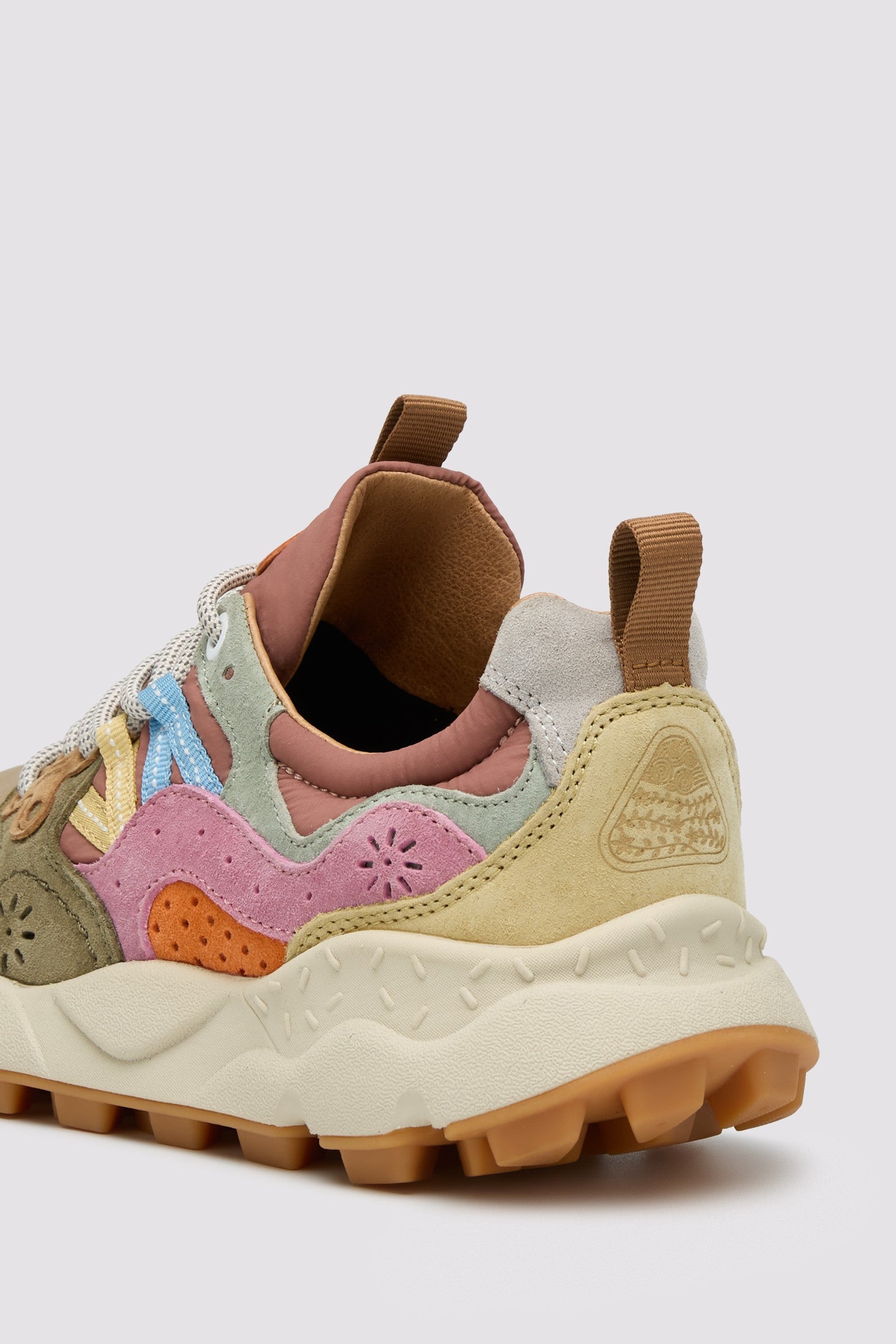 flower-mountain-2017817011e93-Sneakers-suede-tessutotecnico-Beige-Rosa-5
