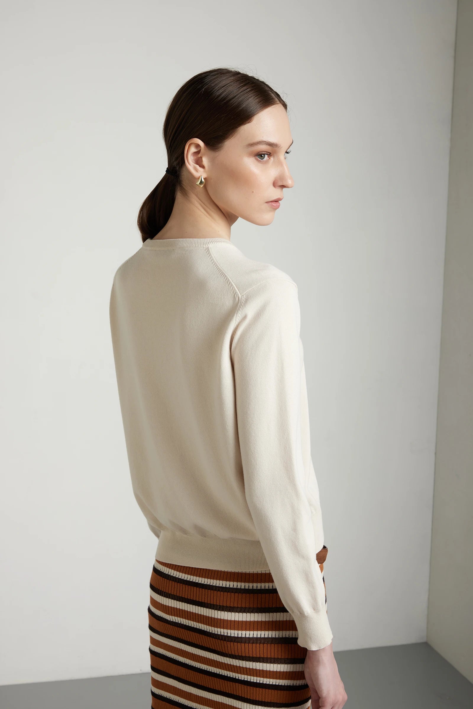 kangra-S6A350301-maglia-girocollo-manica-lunga-rasata-burro-2