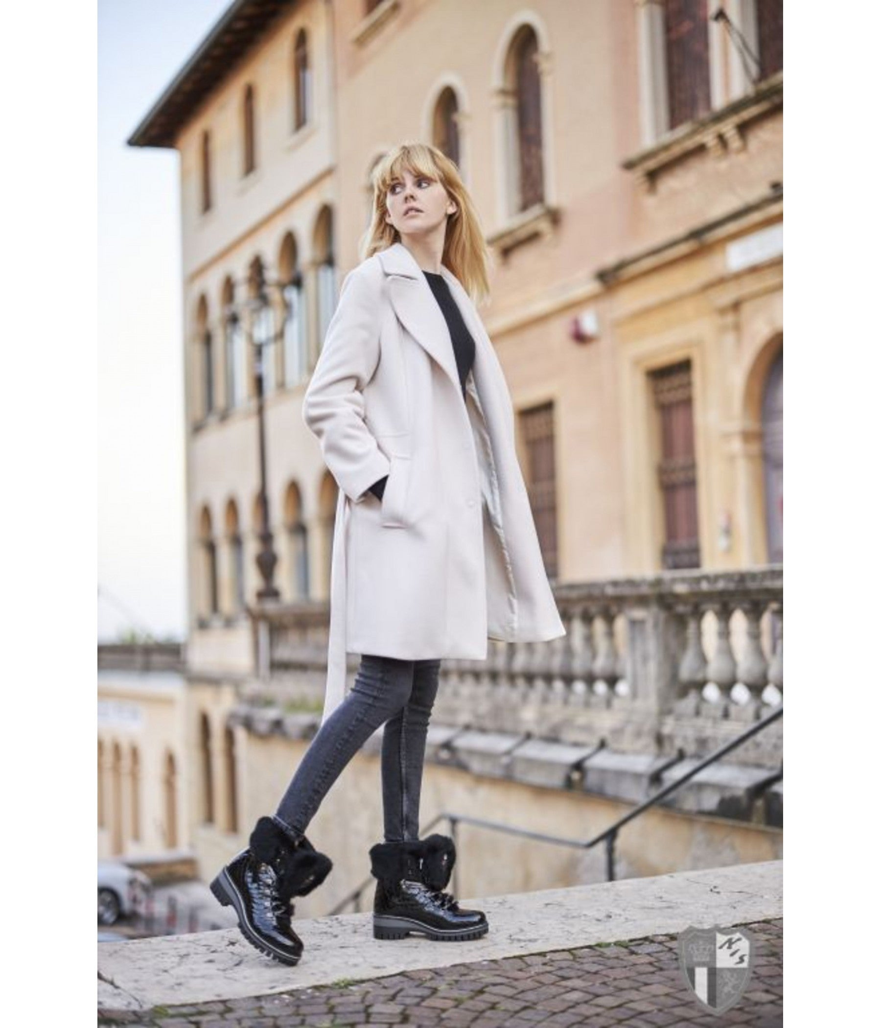 NIS Karin Cocco Nero